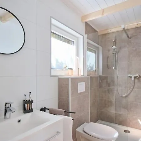 Apartment In - Tinyhouse