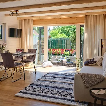 In - Tinyhouse Cologne