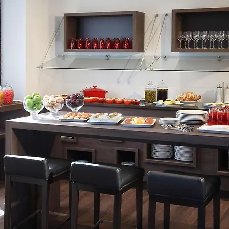 Lindner Plaza 4* Kolín nad Rýnem