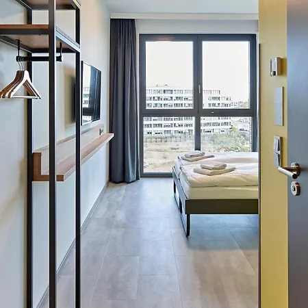 Hotel Meininger West Cologne
