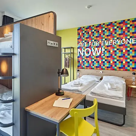 Meininger West Hotel Cologne