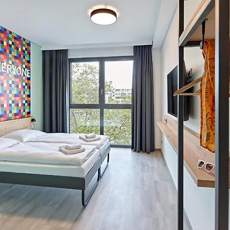 Hotel Meininger West *