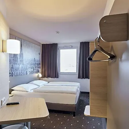 Hotel Koeln-west 2*