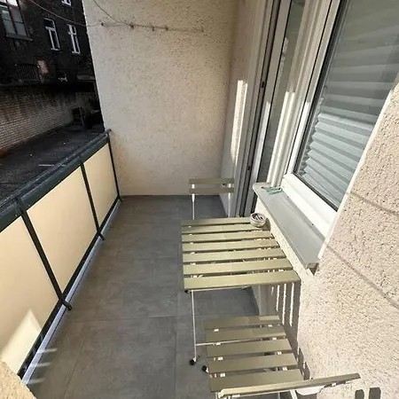 Apartment Madame Am Mediapark Cologne