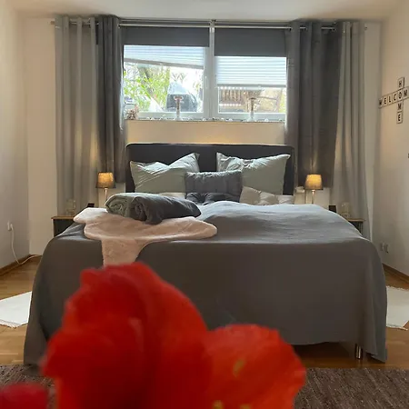Apartment Modernes Im Gruenen - Stilvoll Und Komfortabel Cologne