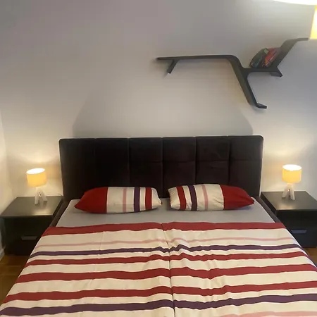Apartamento Koeln Zentrum - Fuer 8 Personen Colonia
