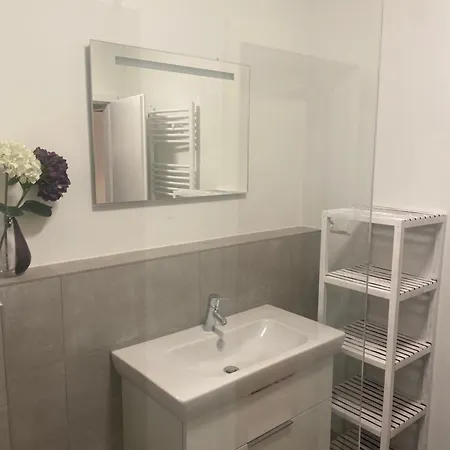 Apartment Zentrum - Fuer 8 Personen *