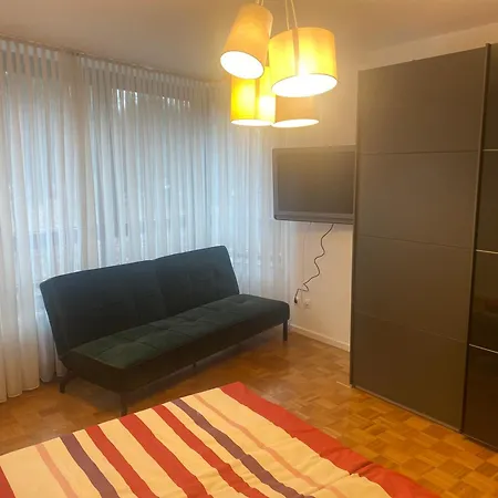 Apartment Zentrum - Fuer 8 Personen *