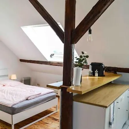 Apartment Schoene Dachgeschosswohnung Nahe