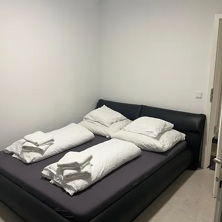 House Apartment *