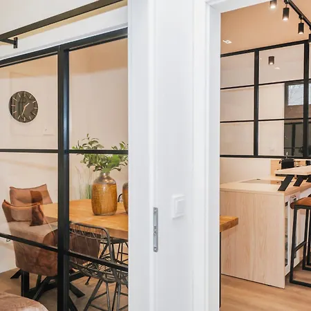 Apartment S331 - Luxurious Two Bedroom Duplex In Cologne