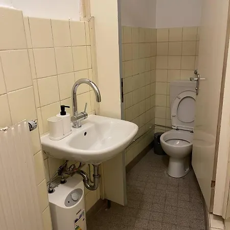 Apartment Shared At Heumarkt, City Center *