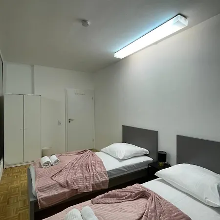 Shared At Heumarkt, City Center Apartment