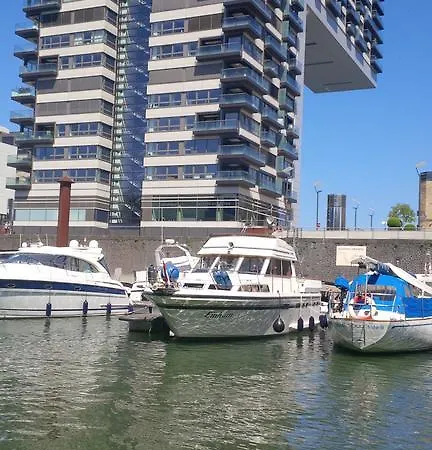 Botel Fantasie Boot
