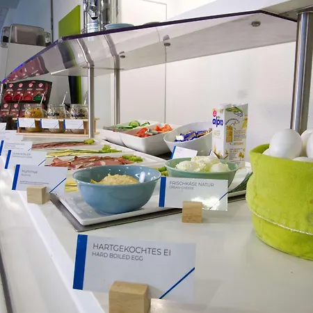 Ibis Budget Messe 2*