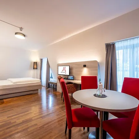 Eden Frueh Am Dom 3* Kolín nad Rýnem