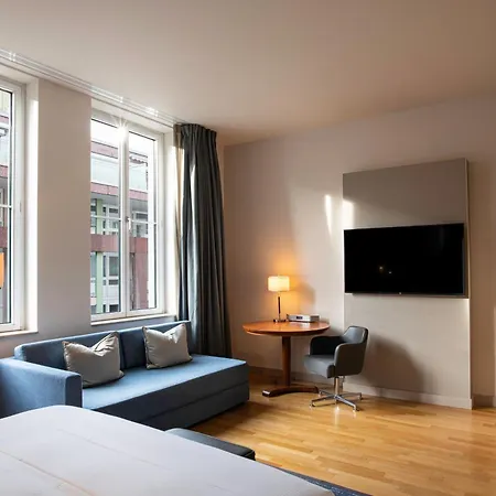 Hilton 5* Cologne