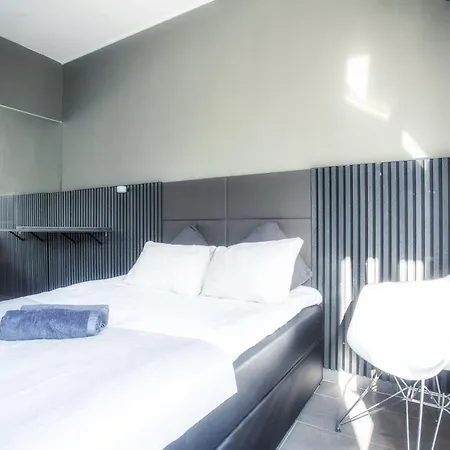 Charmantes Studio In Bestlage Im Stadtzentrum Mit Balkon & Self Checkin - City Loft 3 - * Cologne