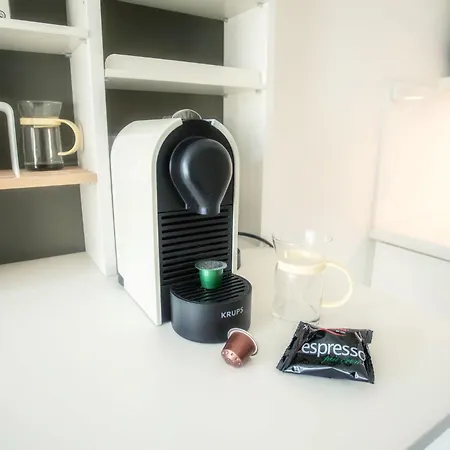 Charmantes Studio In Bestlage Im Stadtzentrum Mit Balkon & Self Checkin - City Loft 3 - Apartment Cologne