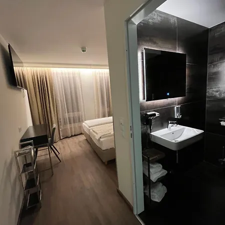 Adrett Am Dom - Digital Access 3* Cologne