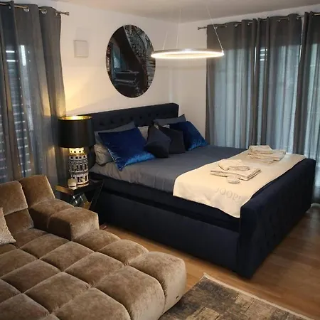 Royaldeluxe Penthouse By Kevany Apartment