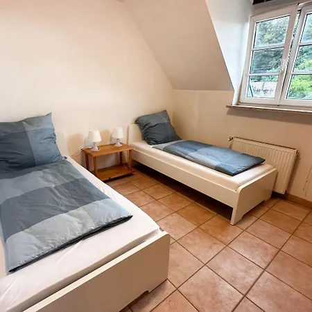 Nuessenberger Hof Apartment *