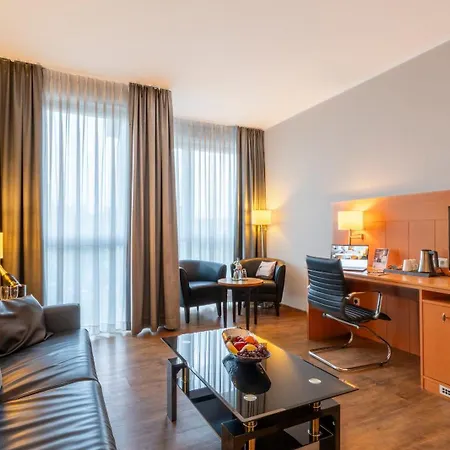 Plaza Premium Hotel