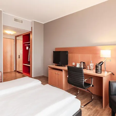 Hotel Plaza Premium
