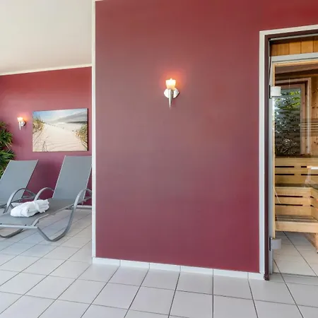 Plaza Premium Hotel