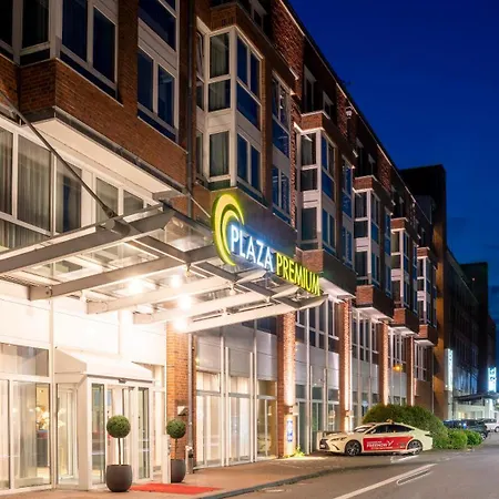 Plaza Premium 4* Cologne