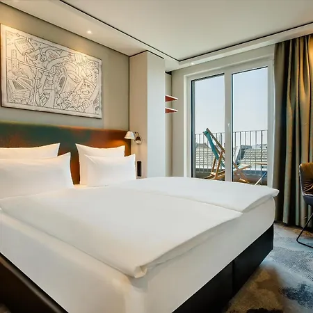 Hotel One Koeln-mediapark 3*