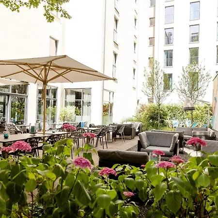 One Koeln-mediapark Hotel 3*