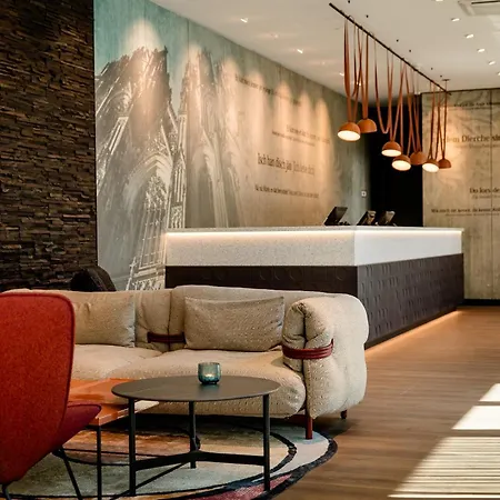 One Koeln-mediapark Hotel 3*