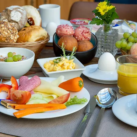 Triton Hotel Cologne