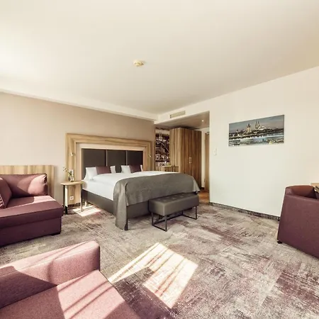 Hotel Cityclass Am Dom 4*