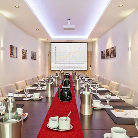 Hotel Cityclass Am Dom 4*