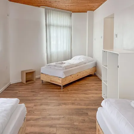 6 Detached House - Messe Fair 10min Cologne