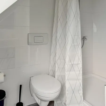 6 Detached House - Messe Fair 10min Holiday home
