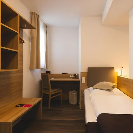 Koeln 2020 Hotel 4*
