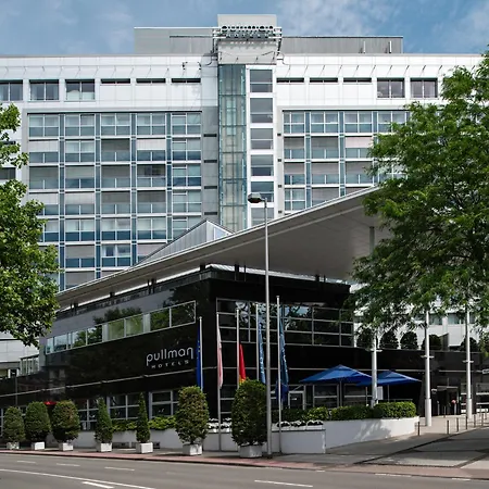 Hotel Pullman