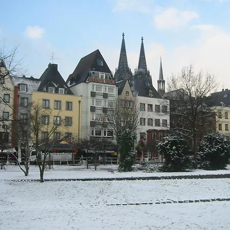 Hotel Roemerhafen Kolín nad Rýnem