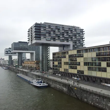 Bed and breakfast Stayincologne 2*