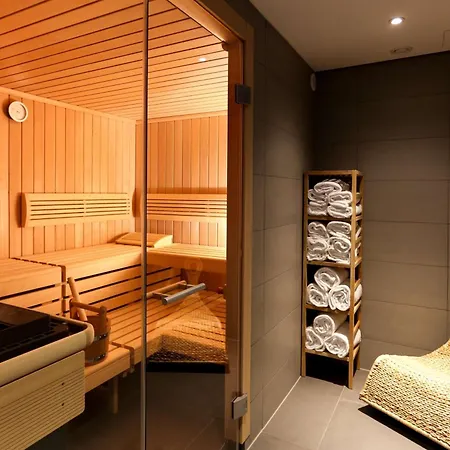 Hotel Art'otel Cologne, Powered By Radisson 4*