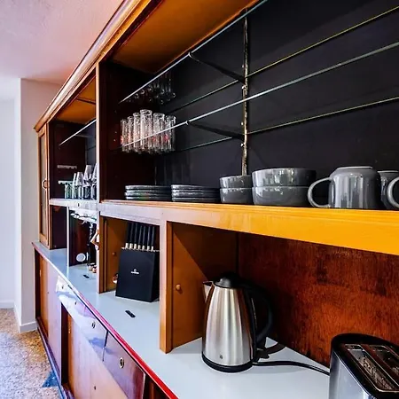 Apartment Wohnen In Ehemaliger Kneipe *