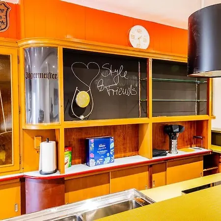 Apartment Wohnen In Ehemaliger Kneipe Cologne