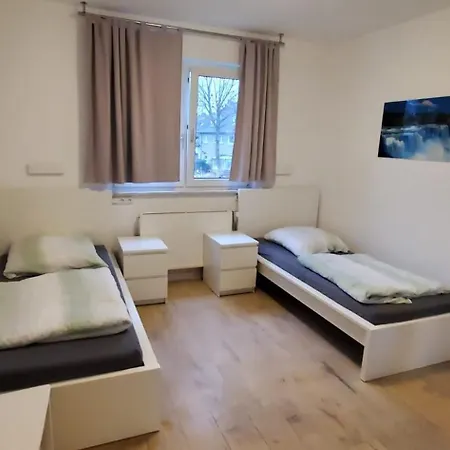 Apartamento Holiday Home Cologne *