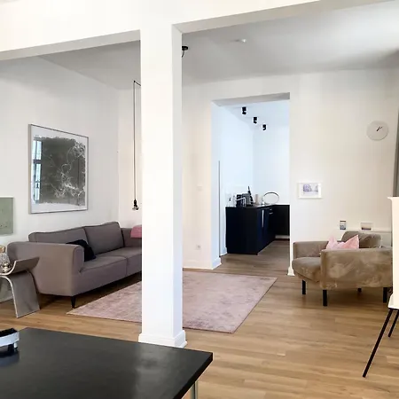 Zehuus Beletage Apartment Cologne