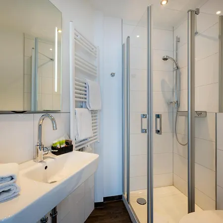 Hotel Triton 3*