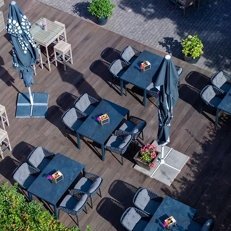 Mercure West 4*