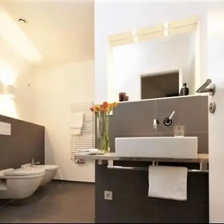 Apartment Luxurious In High Class Building Kranhaus In Cologne